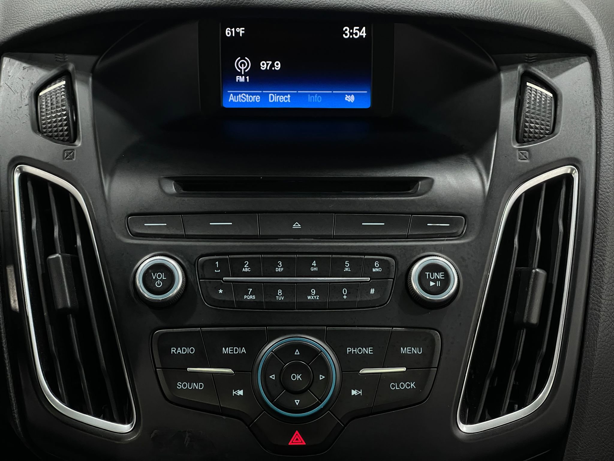 Used 2016 Ford Focus ST image 24