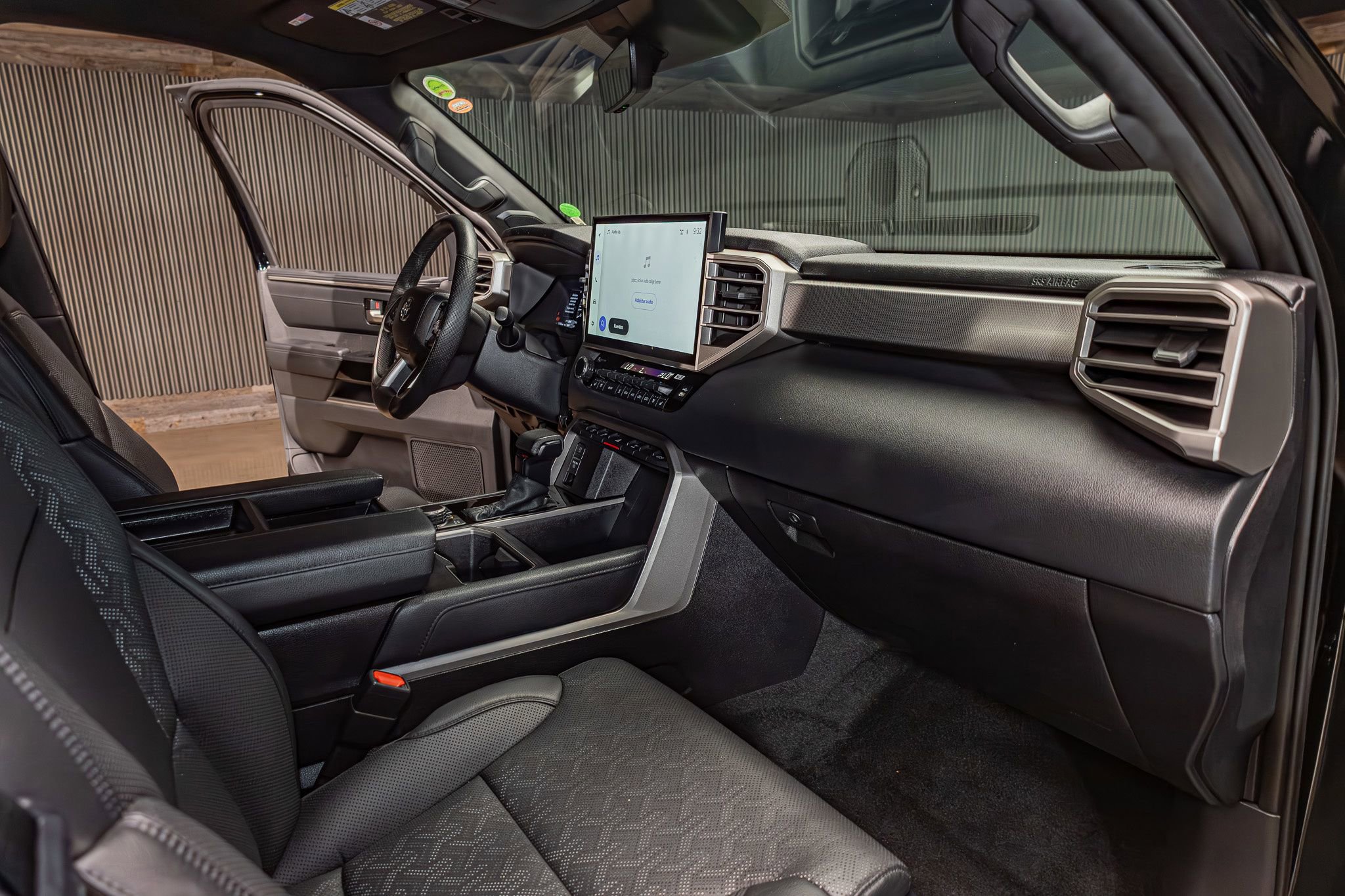 Used 2025 Toyota Tundra Limited w/ TRD Off-Road Package AWD/4WD image 13