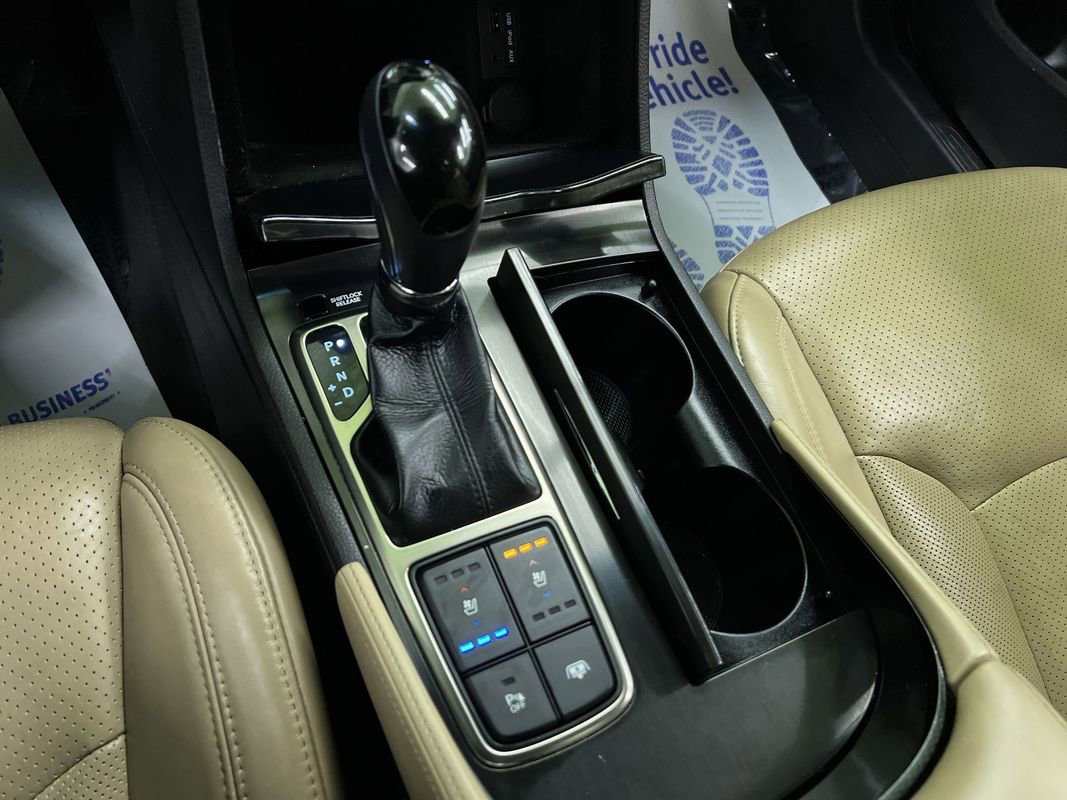 Used 2013 Hyundai Azera w/ Technology Pkg FWD image 23
