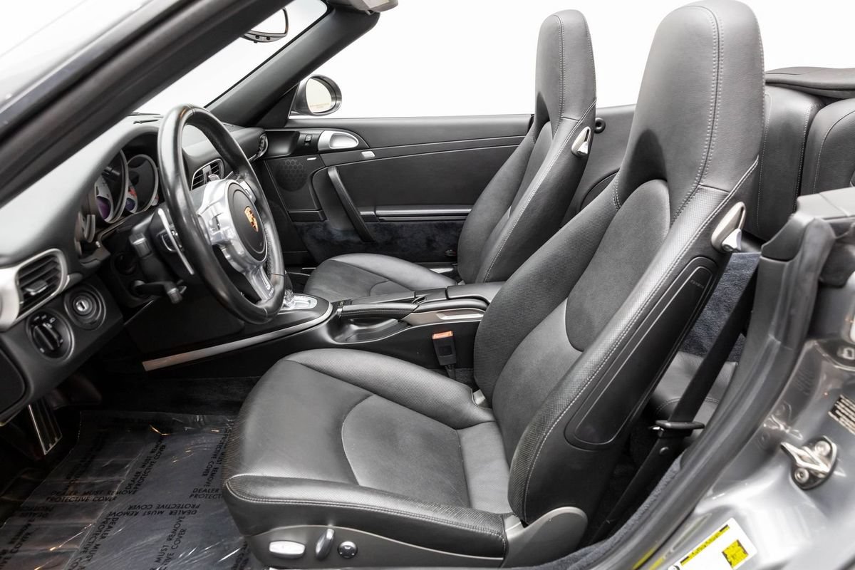 Used 2011 Porsche 911 Carrera S RWD image 15