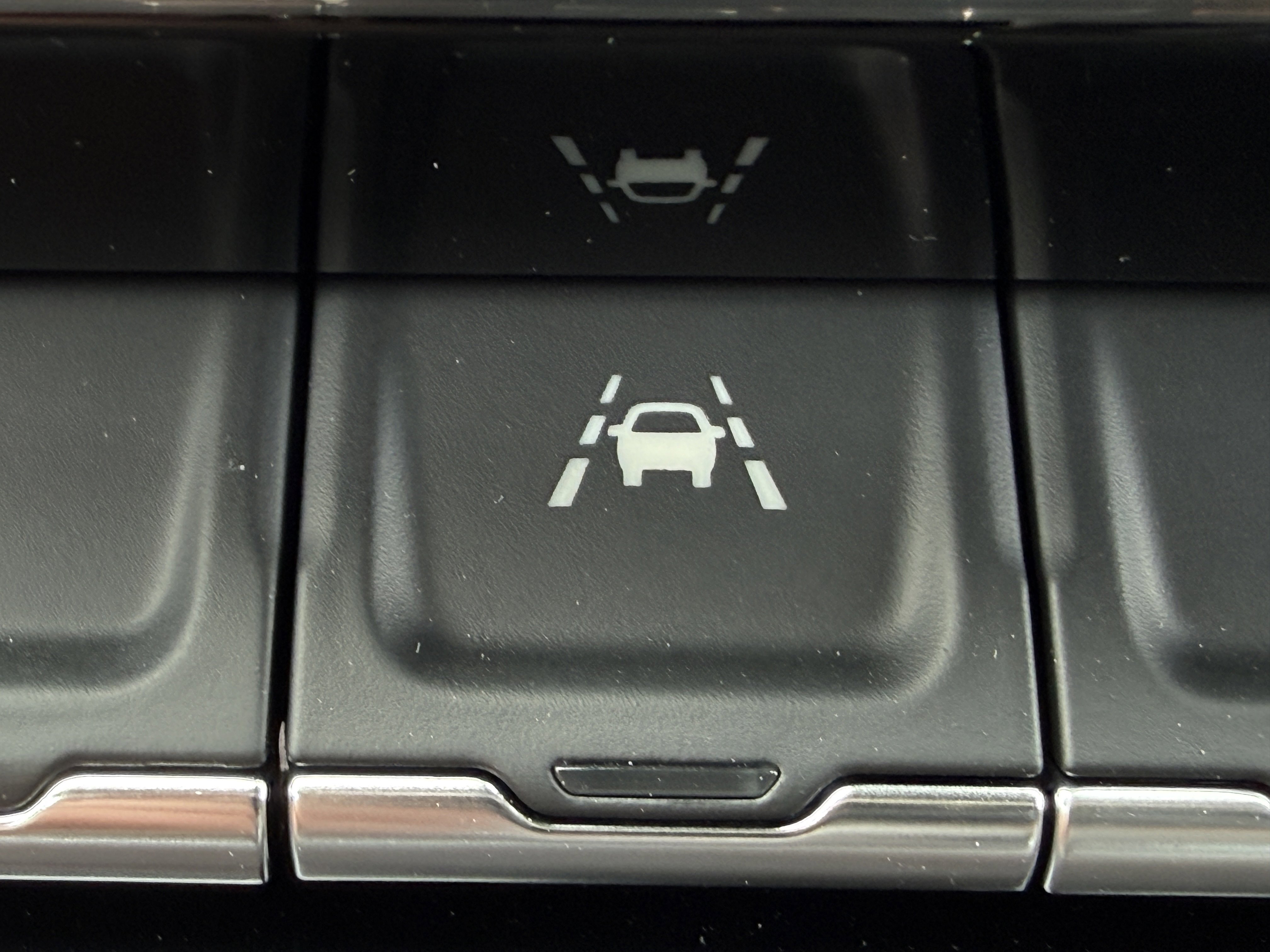 New 2026 GMC Sierra 1500 SLT w/ SLT Premium Package image 32