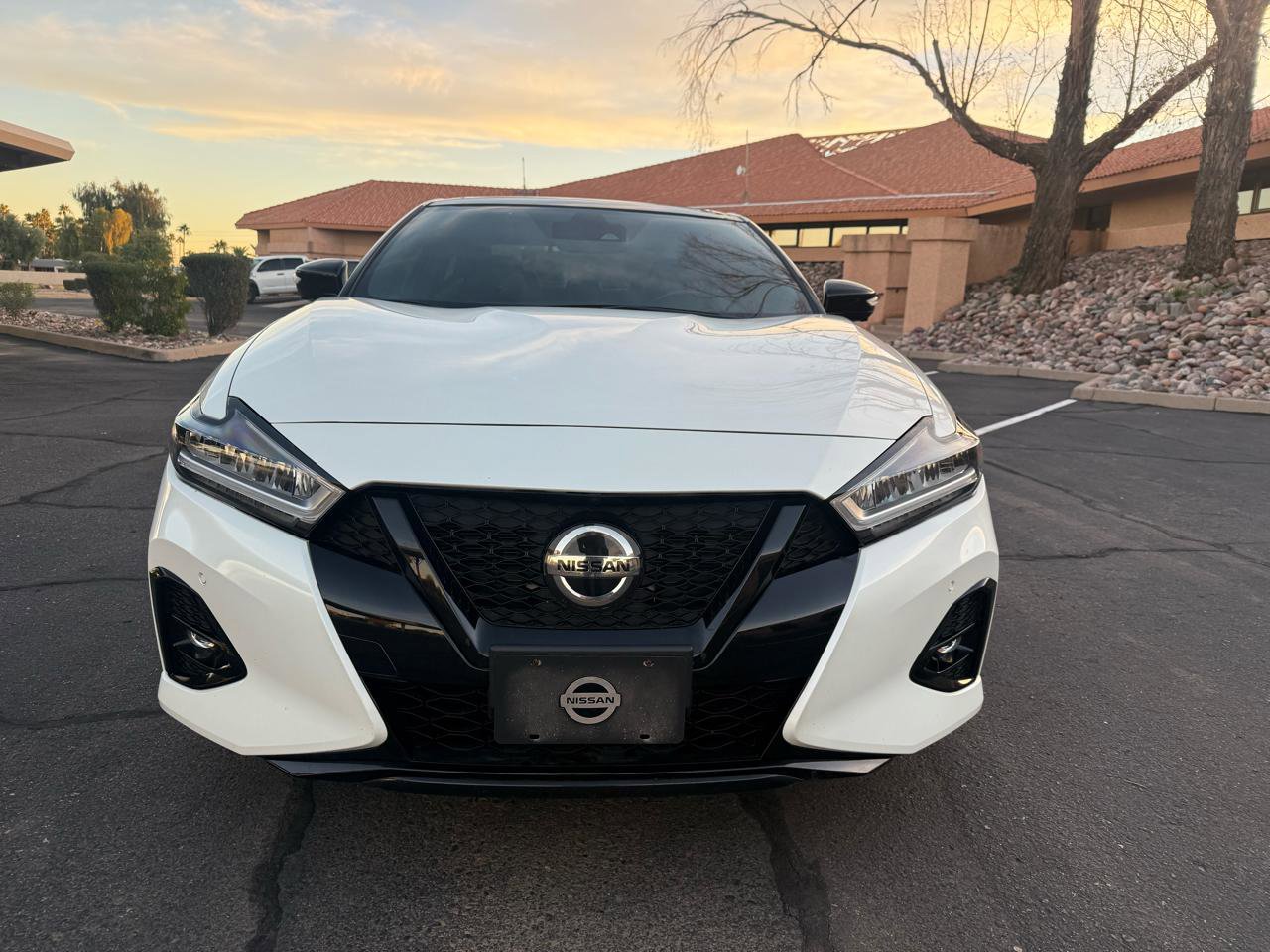 Used 2021 Nissan Maxima SR w/ Sport Mat Group FWD image 8