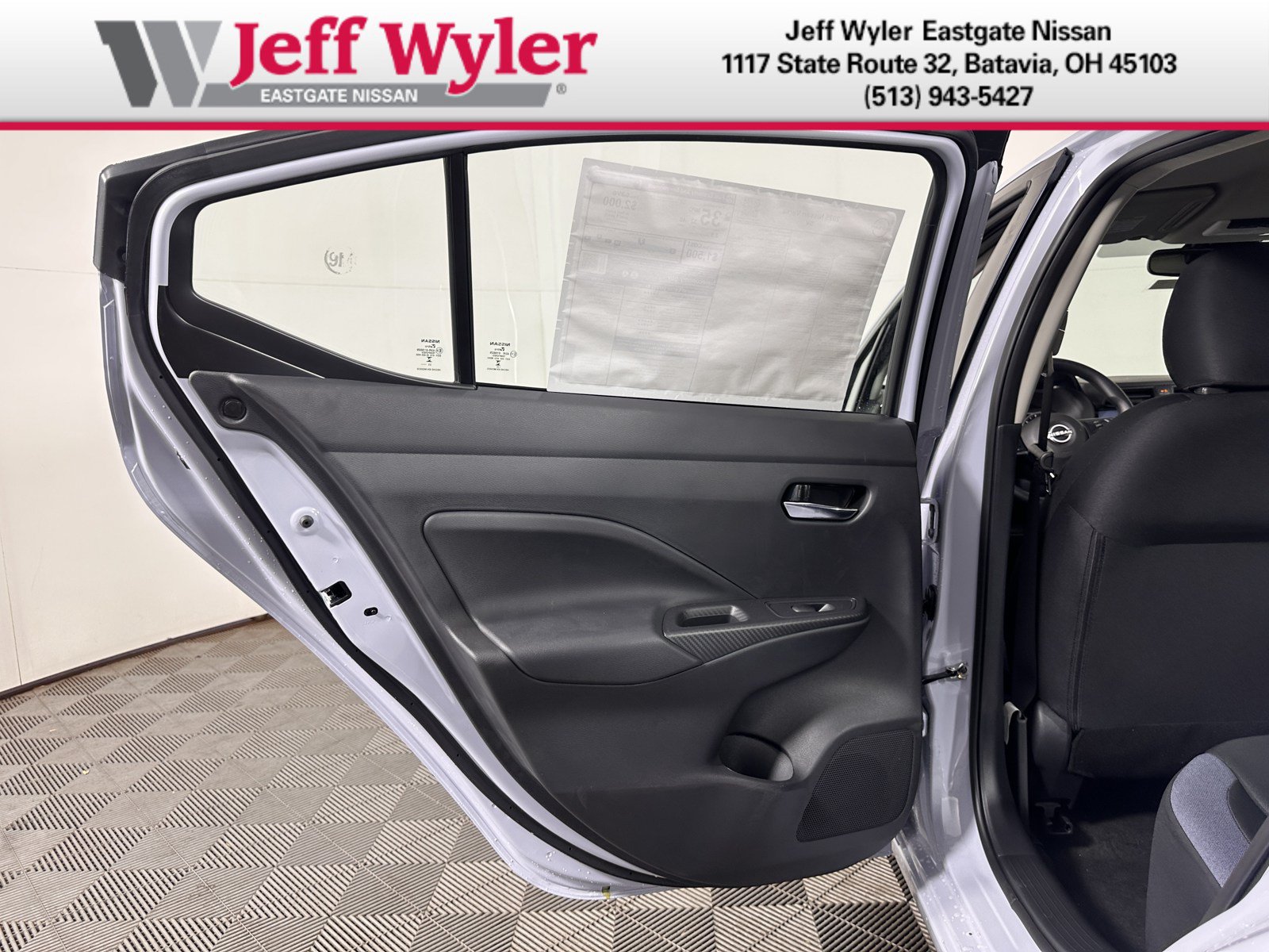 New 2025 Nissan Versa SV w/ Trunk Package FWD image 30