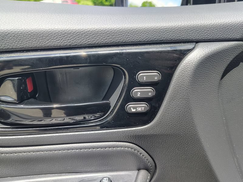 Used 2025 Honda Odyssey Elite image 18