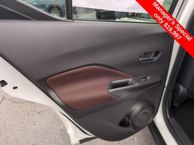 Used 2020 Nissan Kicks SR image 10