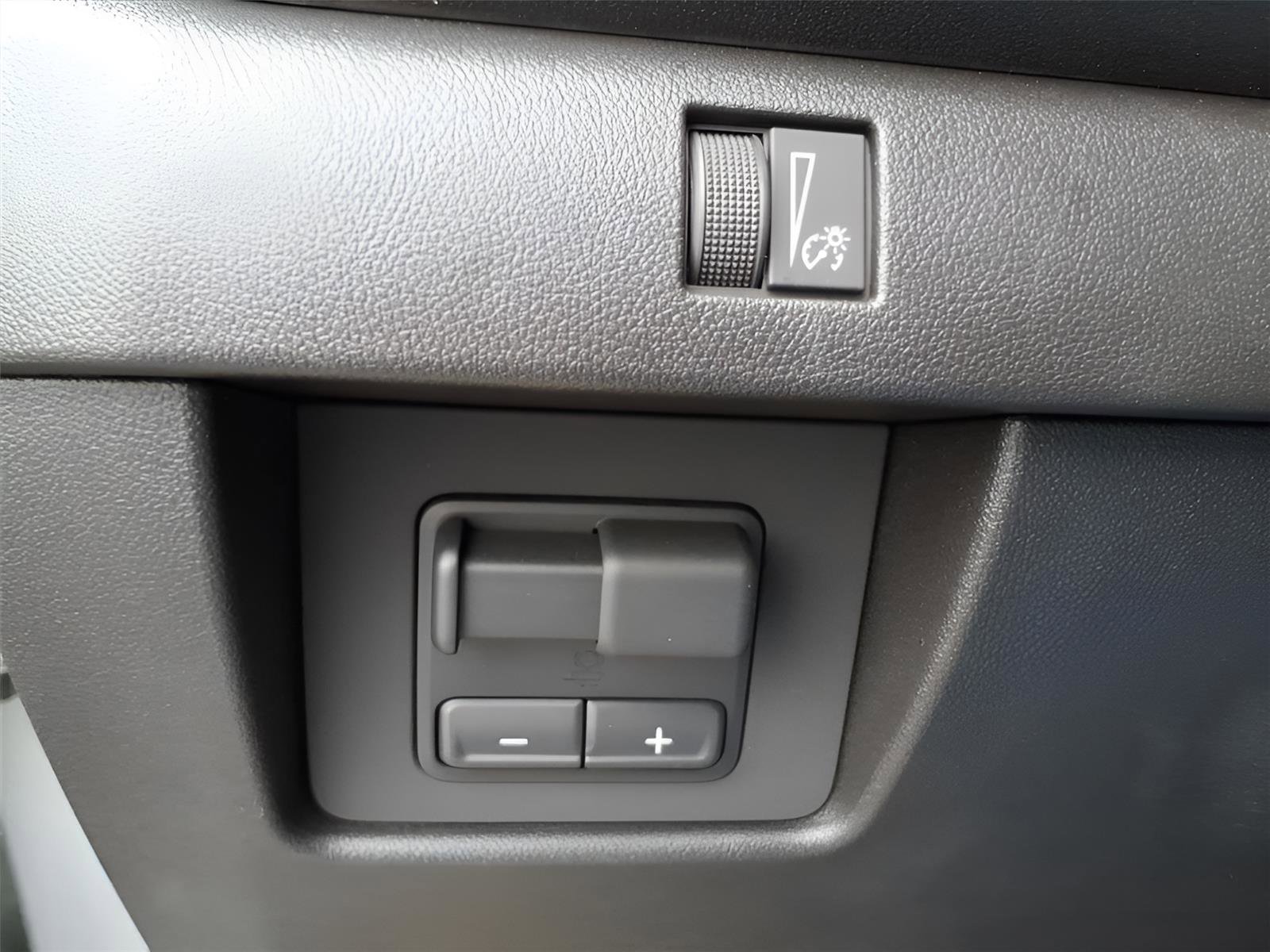 New 2026 Chevrolet Colorado W/T w/ WT Custom Package image 24