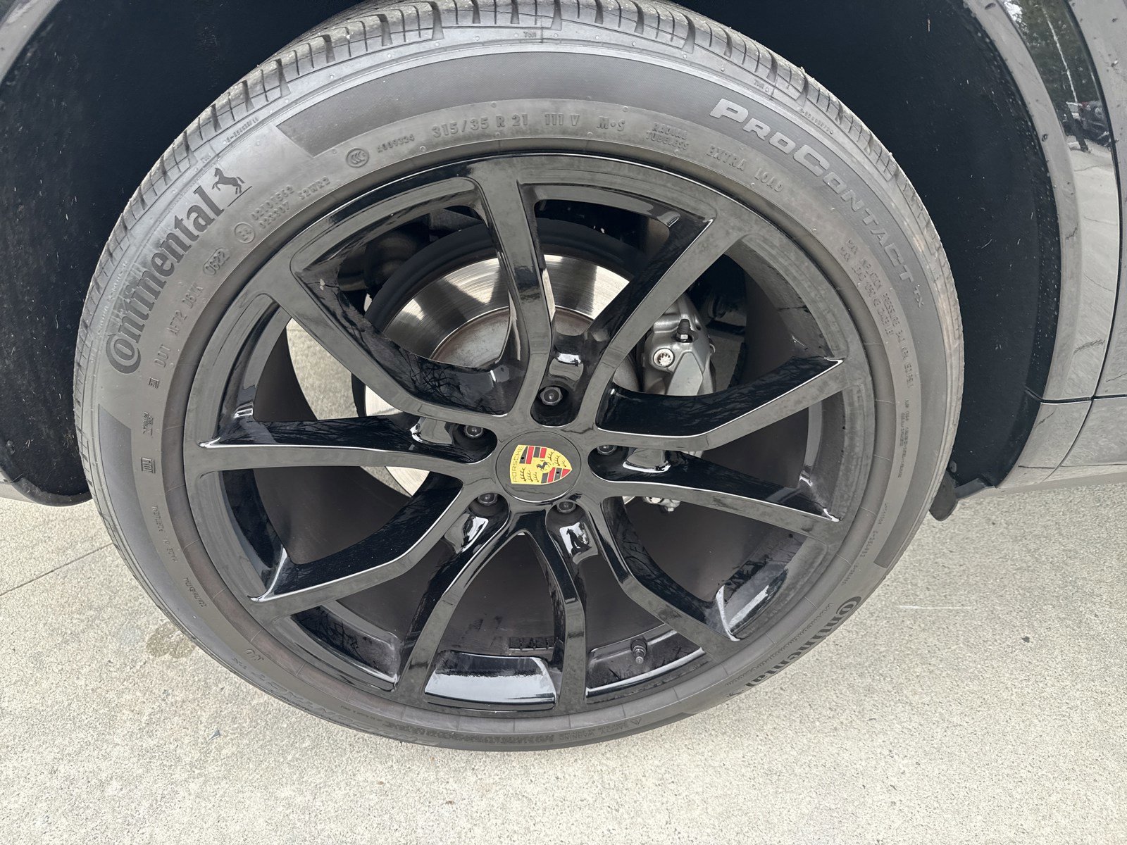 Used 2022 Porsche Cayenne S Platinum image 14