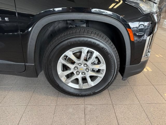 Used 2022 Chevrolet Traverse LS FWD image 11
