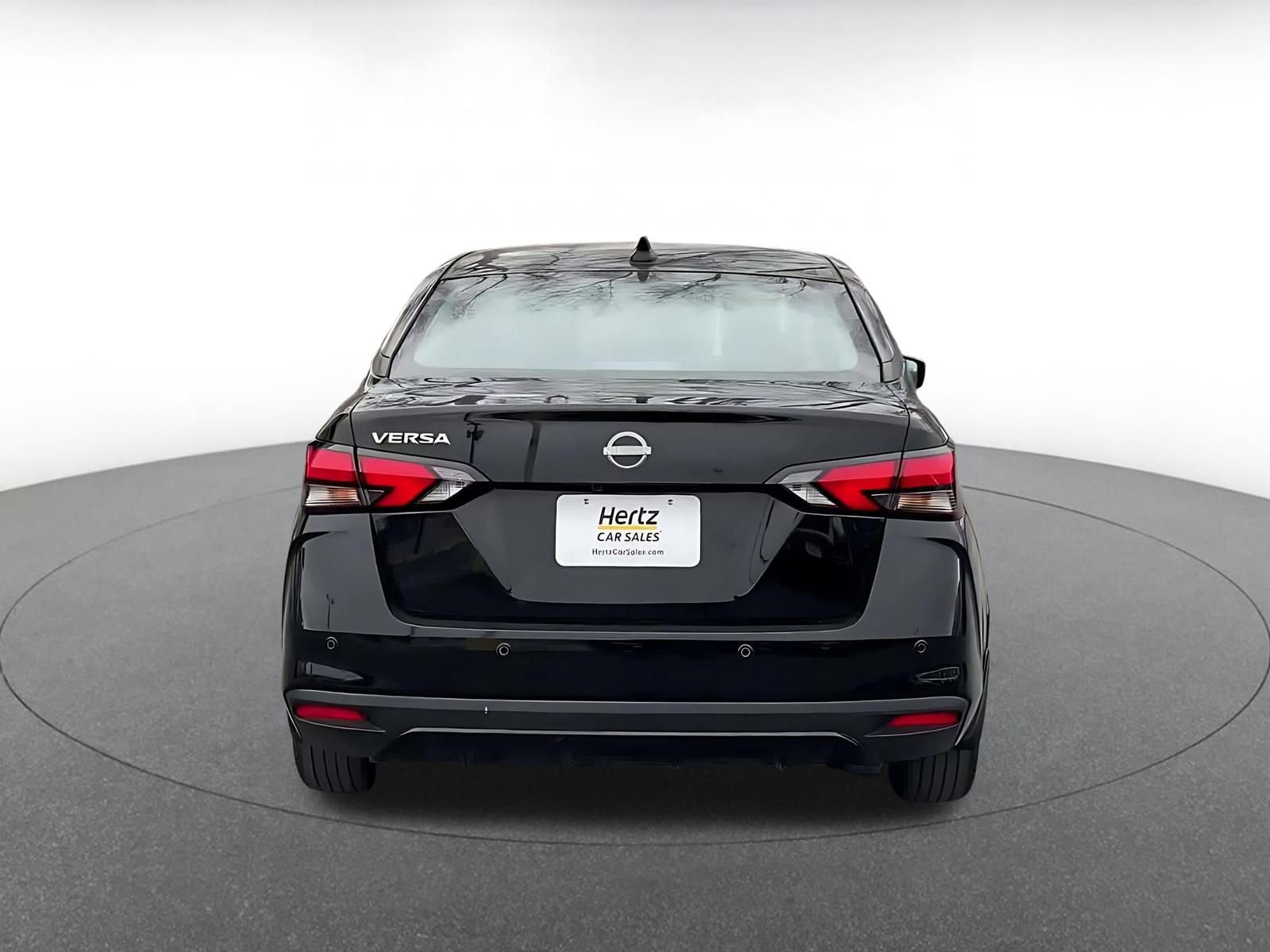 Used 2025 Nissan Versa SV w/ Trunk Package image 12