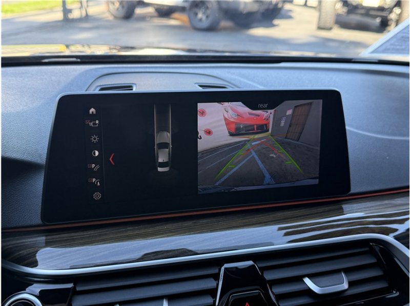 Used 2017 BMW 530i 530i Sedan 4D image 54