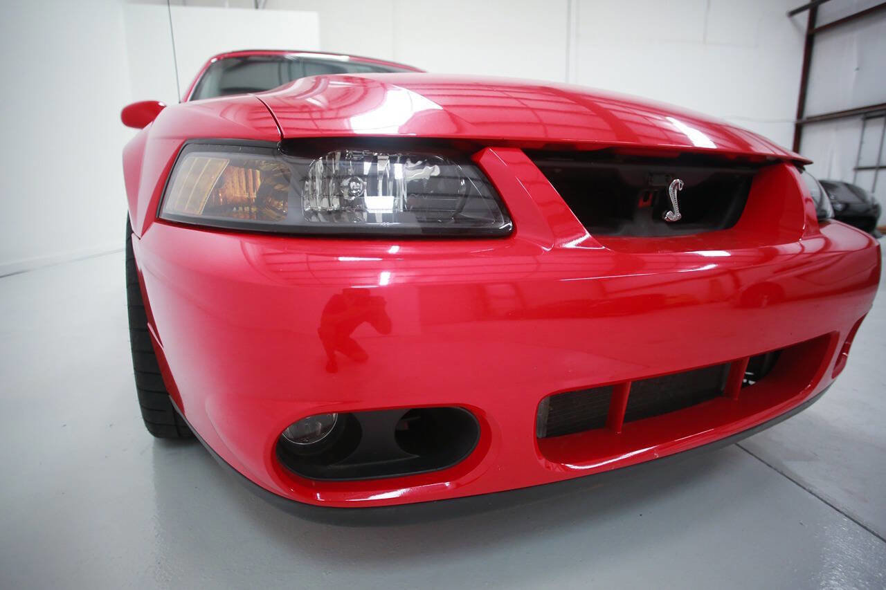 Used 2004 Ford Mustang Cobra RWD image 13