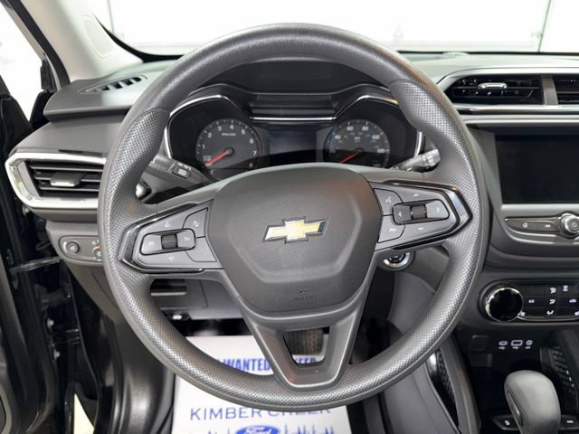 Used 2023 Chevrolet TrailBlazer LT AWD/4WD image 15