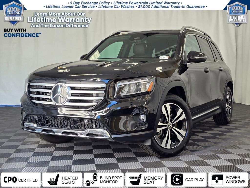 Used 2025 Mercedes-Benz GLB 250 4MATIC image 1