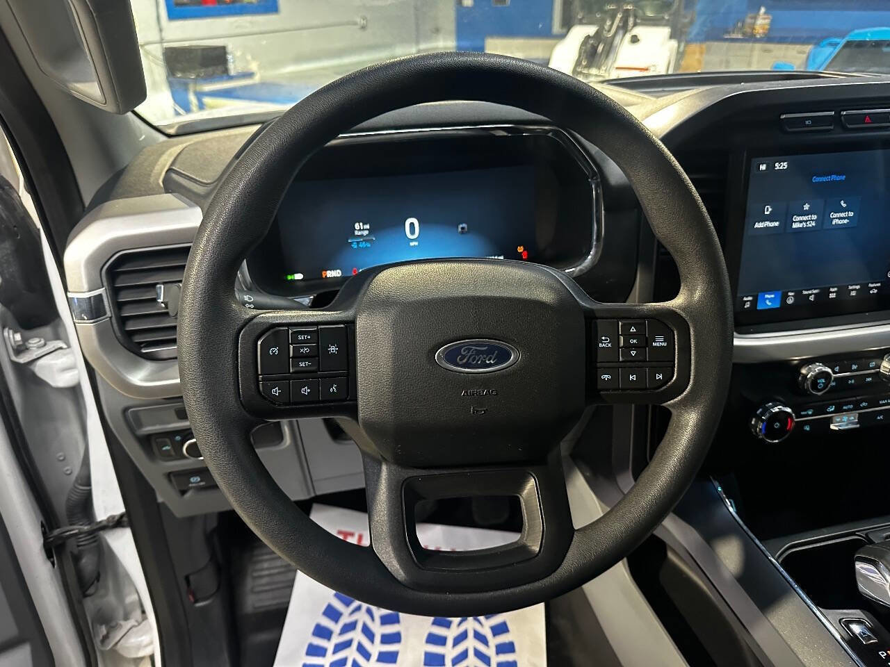 Used 2022 Ford F150 Lightning Pro image 22