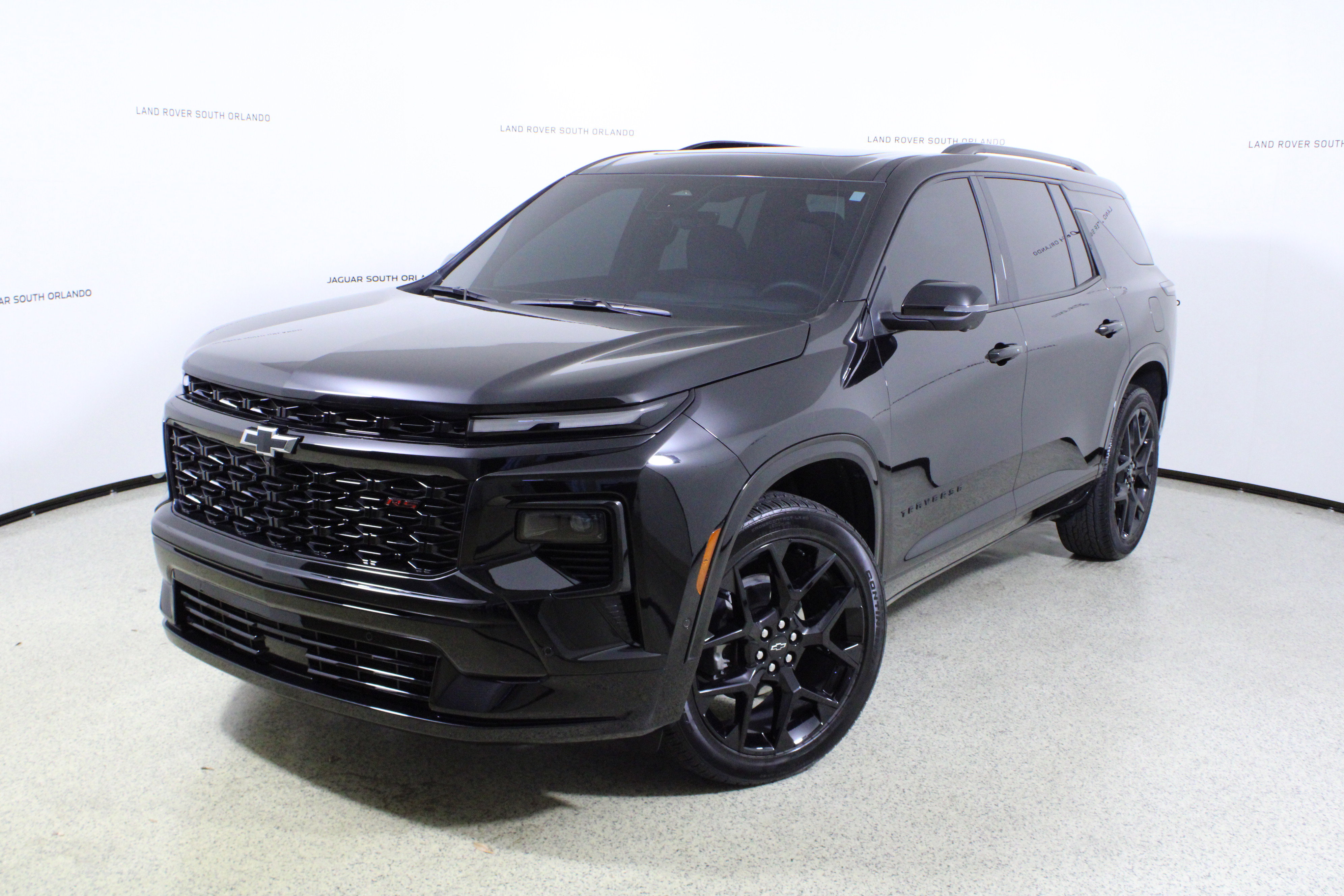 Used 2025 Chevrolet Traverse RS w/ LPO, Floor Liner Package