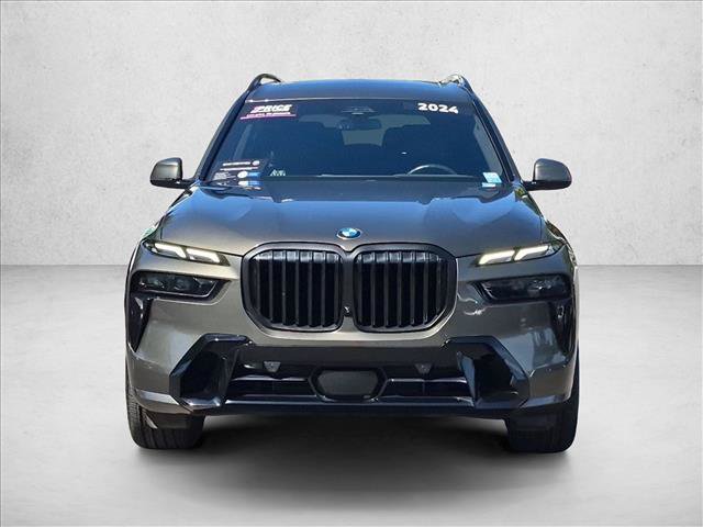 Certified 2024 BMW X7 xDrive40i w/ M Sport Package AWD/4WD image 2