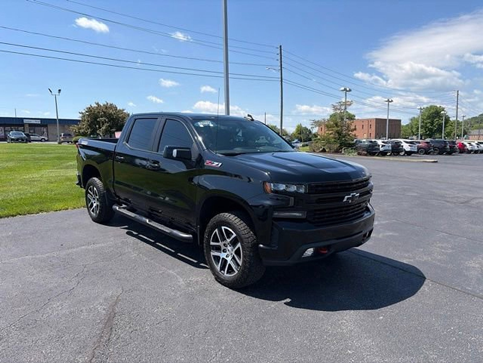 Certified 2020 Chevrolet Silverado 1500 LT Trail Boss AWD/4WD image 3