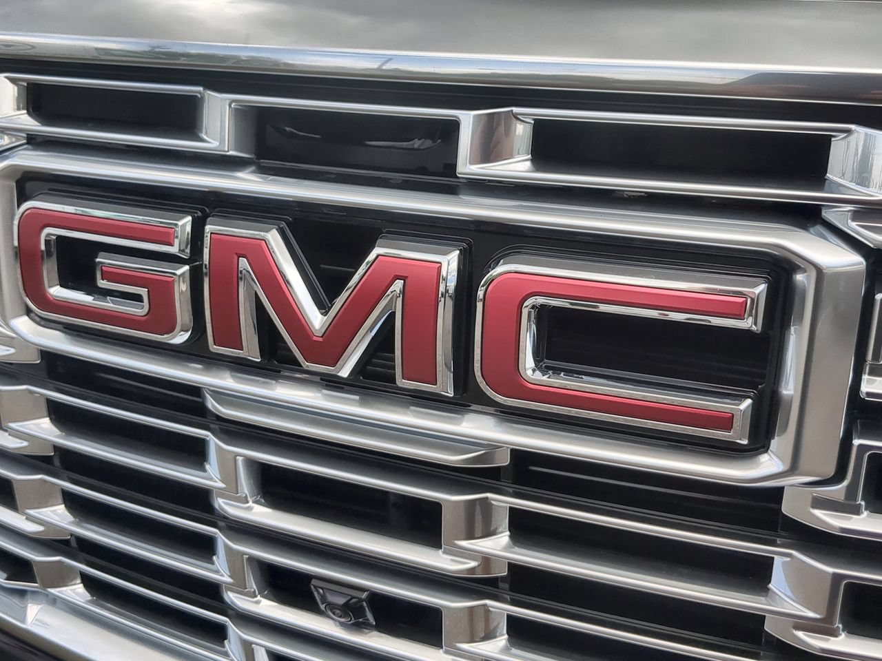 Used 2026 GMC Yukon XL Denali w/ Sun & Power Step Package AWD/4WD image 32