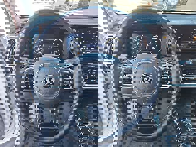 Used 2021 Kia Sorento SX Prestige image 24