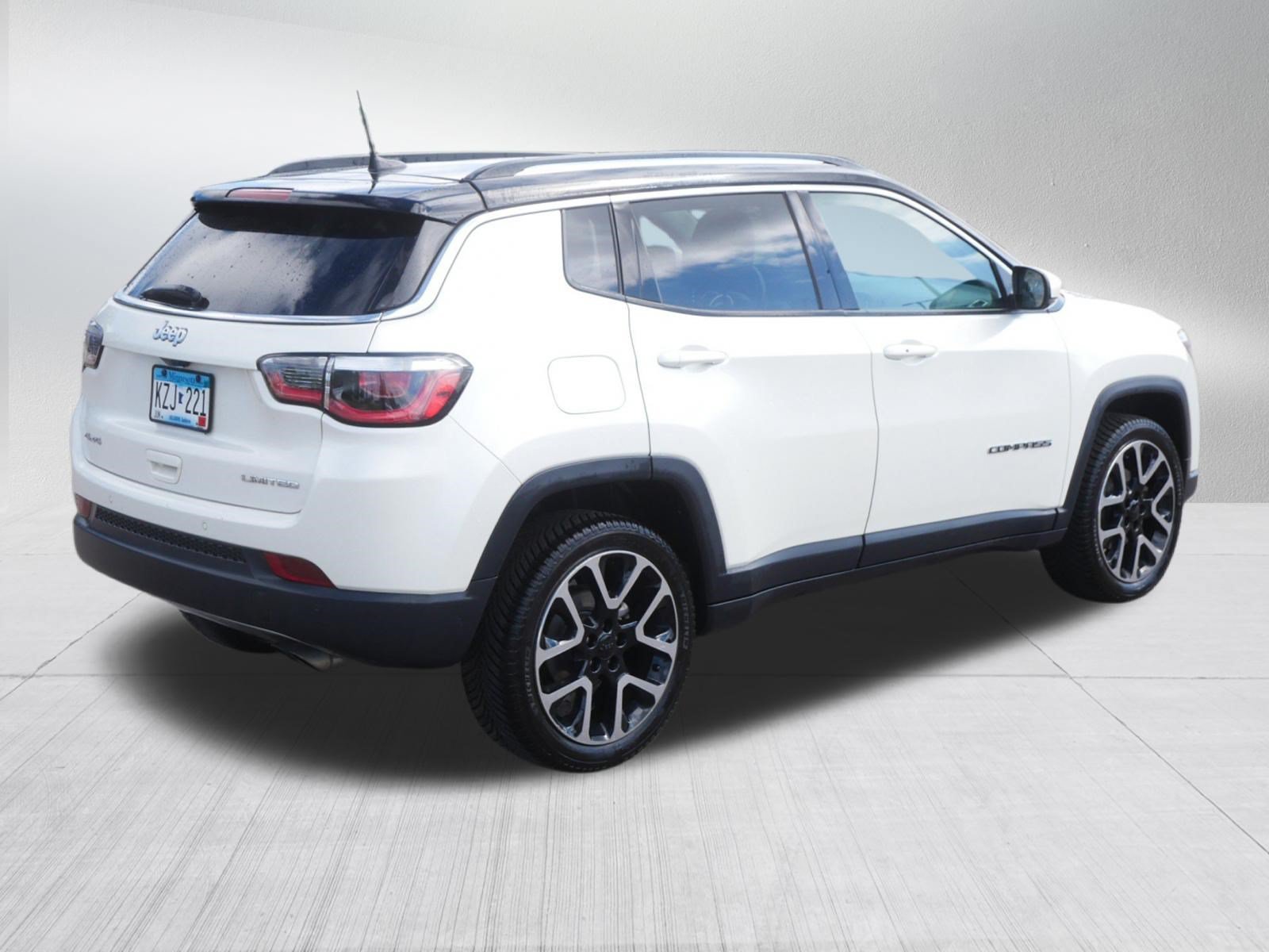 Used 2021 Jeep Compass Limited w/ Sun and Sound Group AWD/4WD image 7