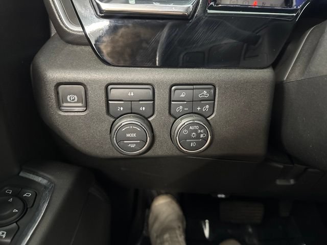 Used 2024 Chevrolet Silverado 2500 LT w/ All Star Edition AWD/4WD image 43