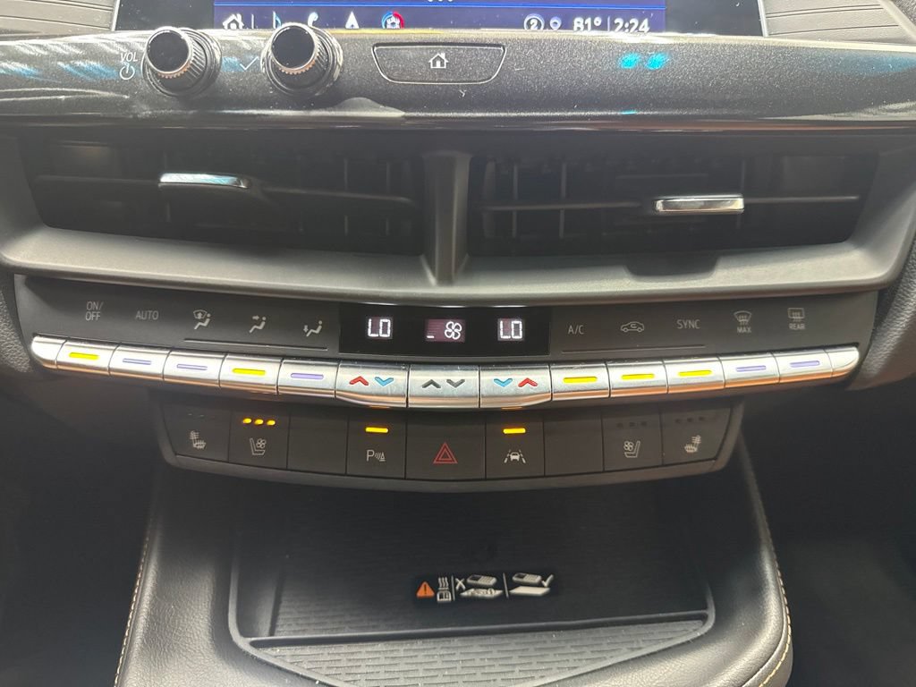 Used 2023 Cadillac CT4 Premium Luxury RWD image 27