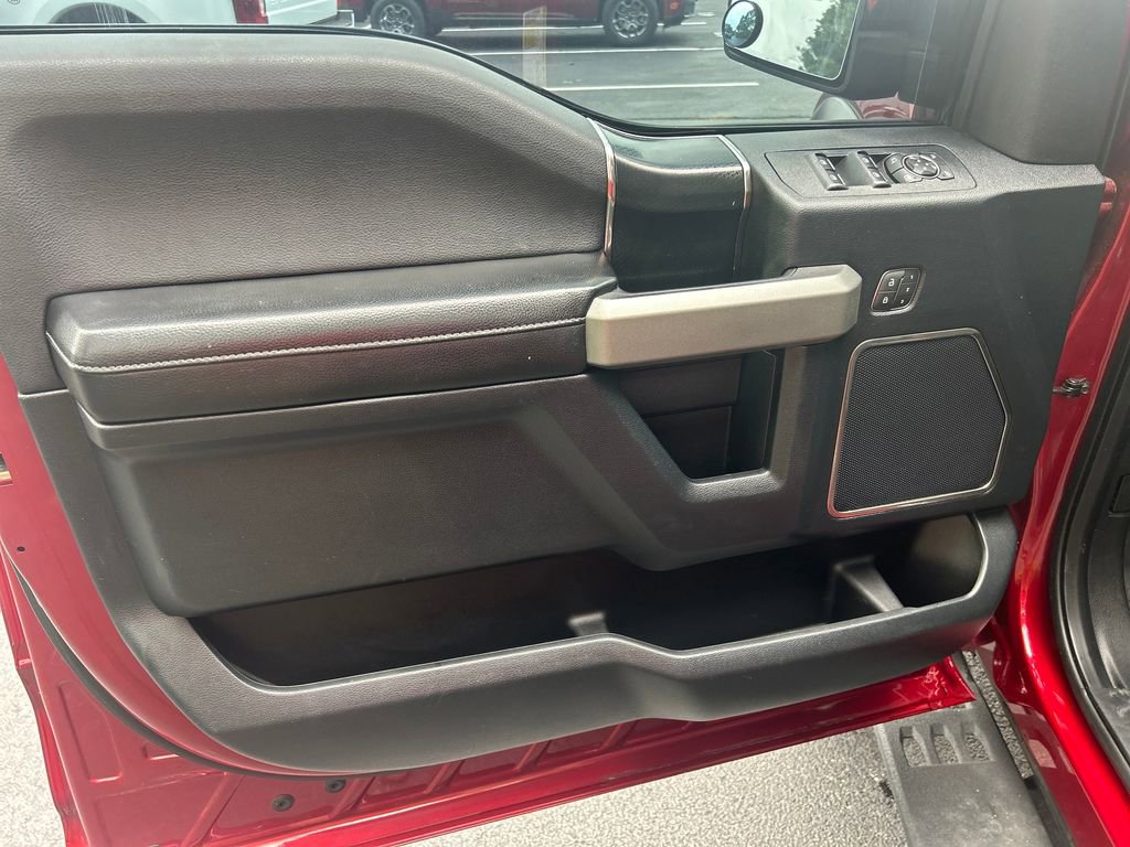 Used 2018 Ford F150 Raptor w/ Equipment Group 802A Luxury AWD/4WD image 12