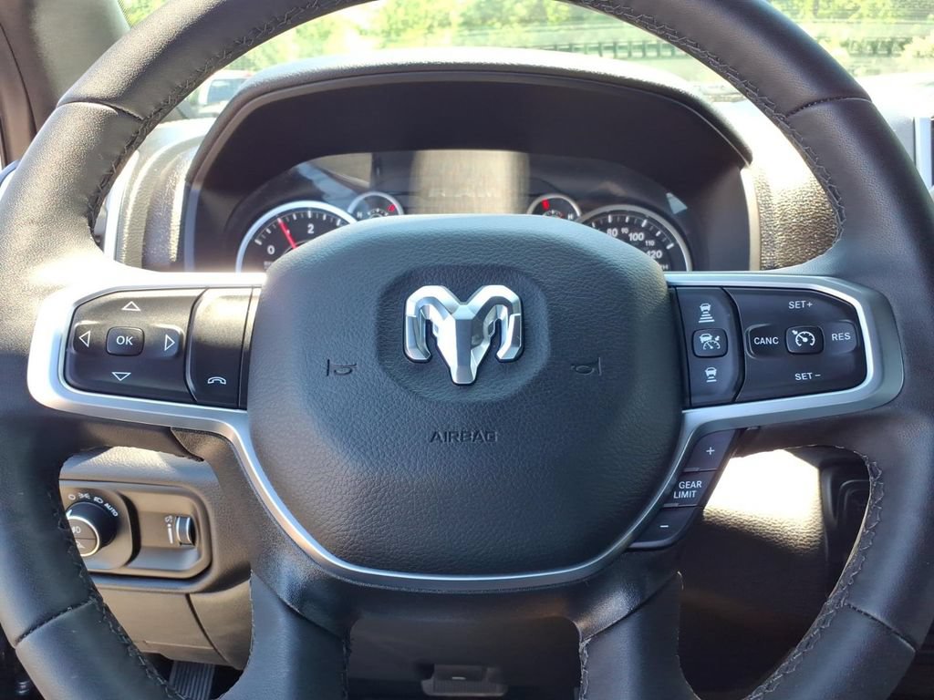 Certified 2025 RAM 2500 Big Horn AWD/4WD image 4