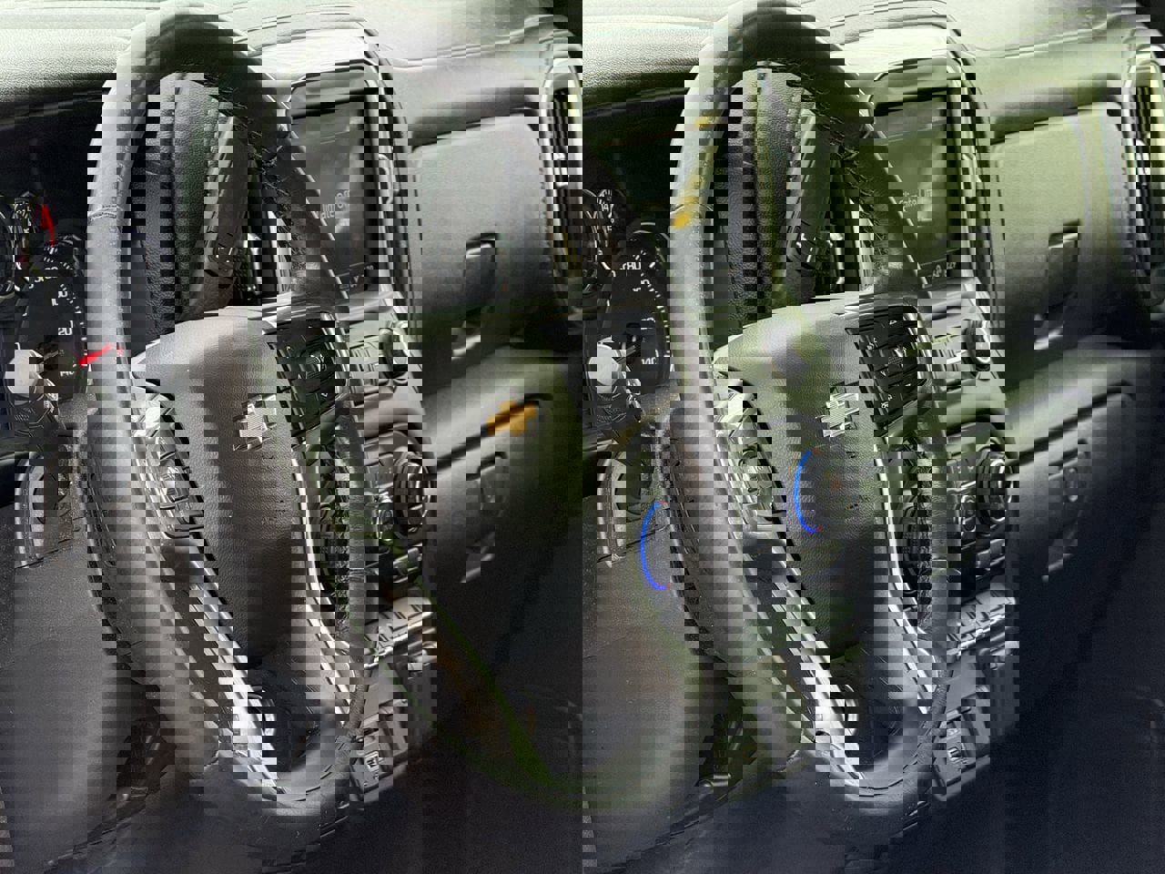 Used 2019 Chevrolet Silverado 1500 LT w/ Texas Edition image 11