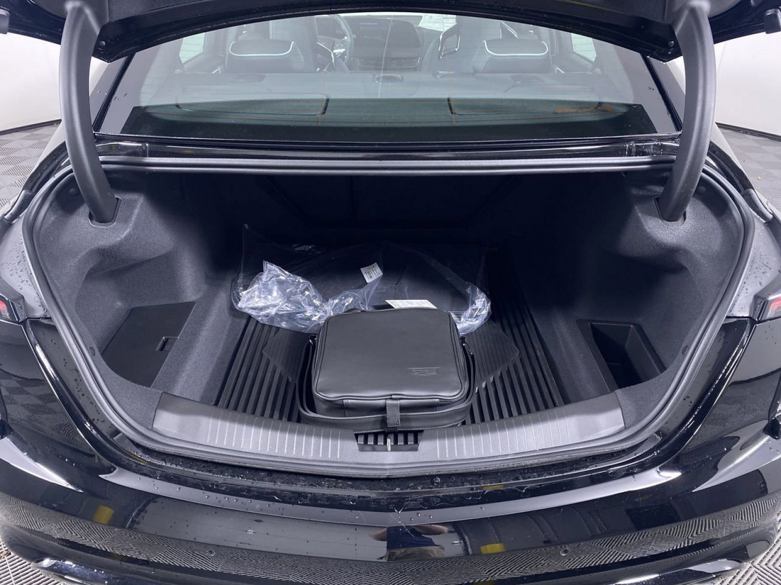 New 2026 Cadillac CT5 V w/ Technology Package image 16