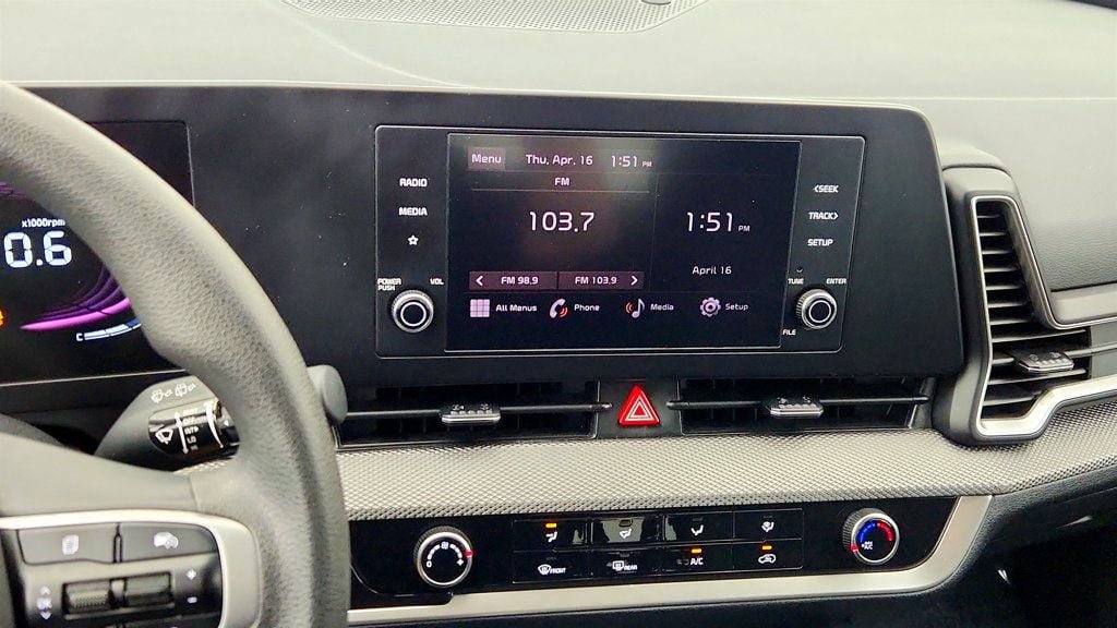Used 2024 Kia Sportage LX FWD image 16
