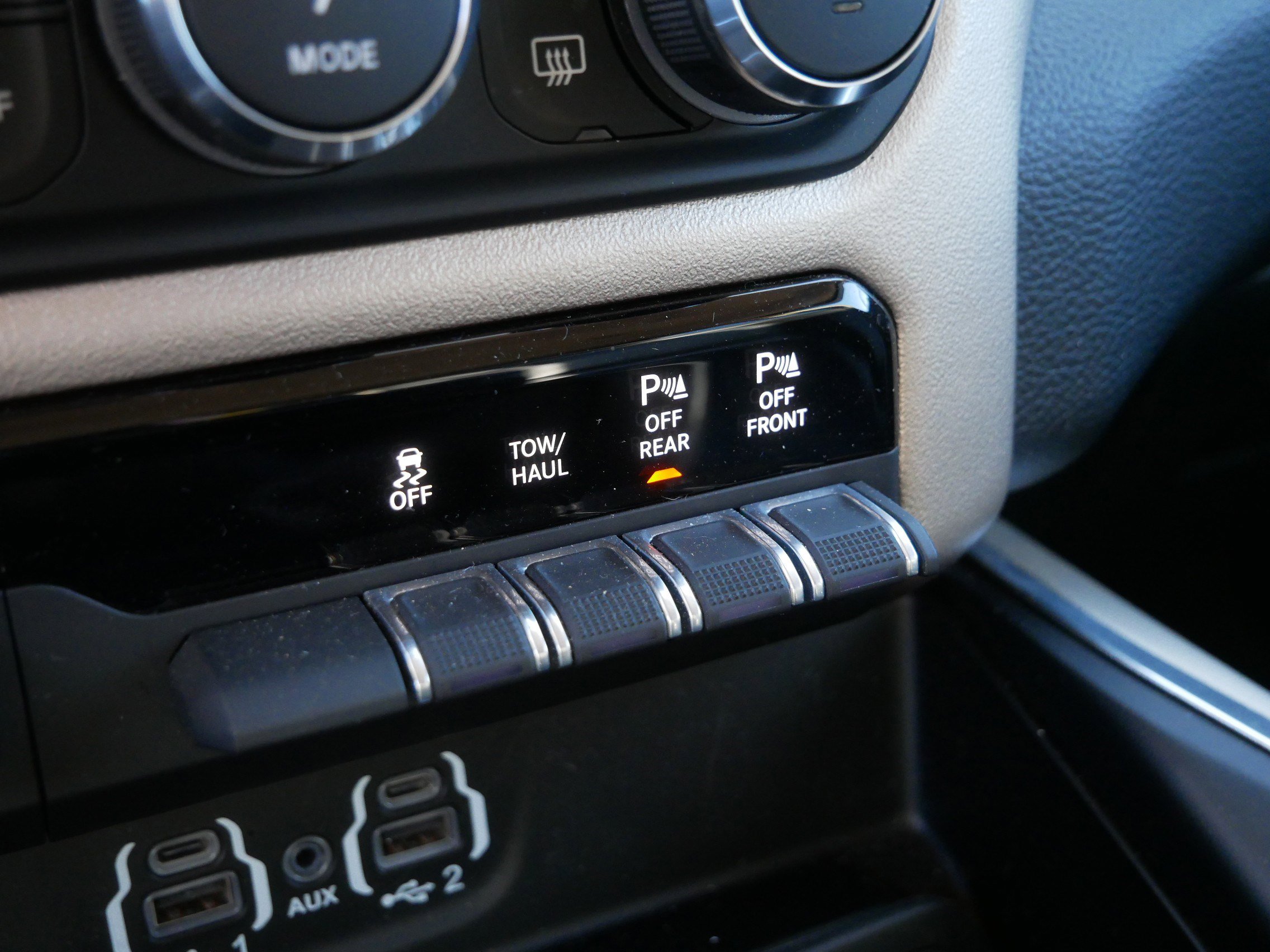 Certified 2021 RAM 1500 Laramie image 29