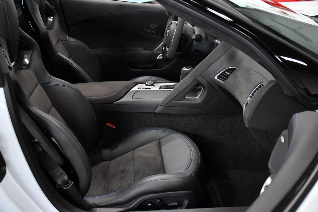 Used 2018 Chevrolet Corvette Grand Sport w/ Carbon 65 Edition RWD image 35
