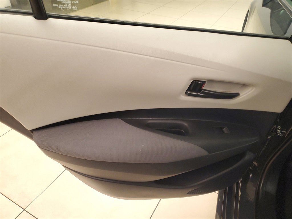Used 2023 Toyota Corolla LE image 13