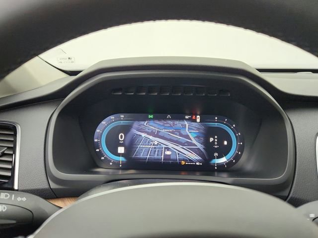 New 2025 Volvo XC90 B6 Plus w/ Protection Package Premier image 28
