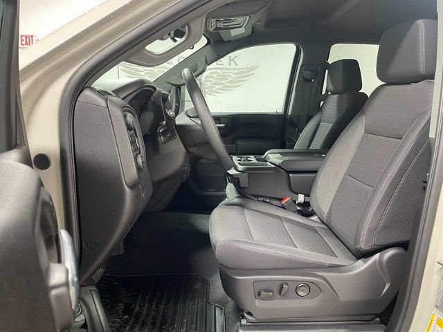 New 2026 Chevrolet Silverado 2500 Custom w/ Custom Value Package image 11