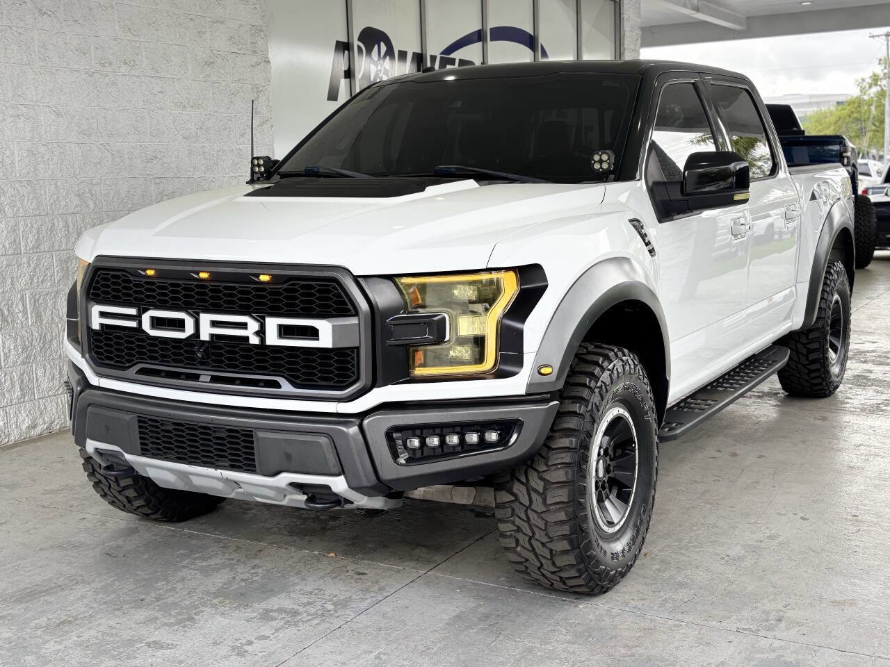 Used 2017 Ford F150 Raptor w/ Equipment Group 802A Luxury image 1