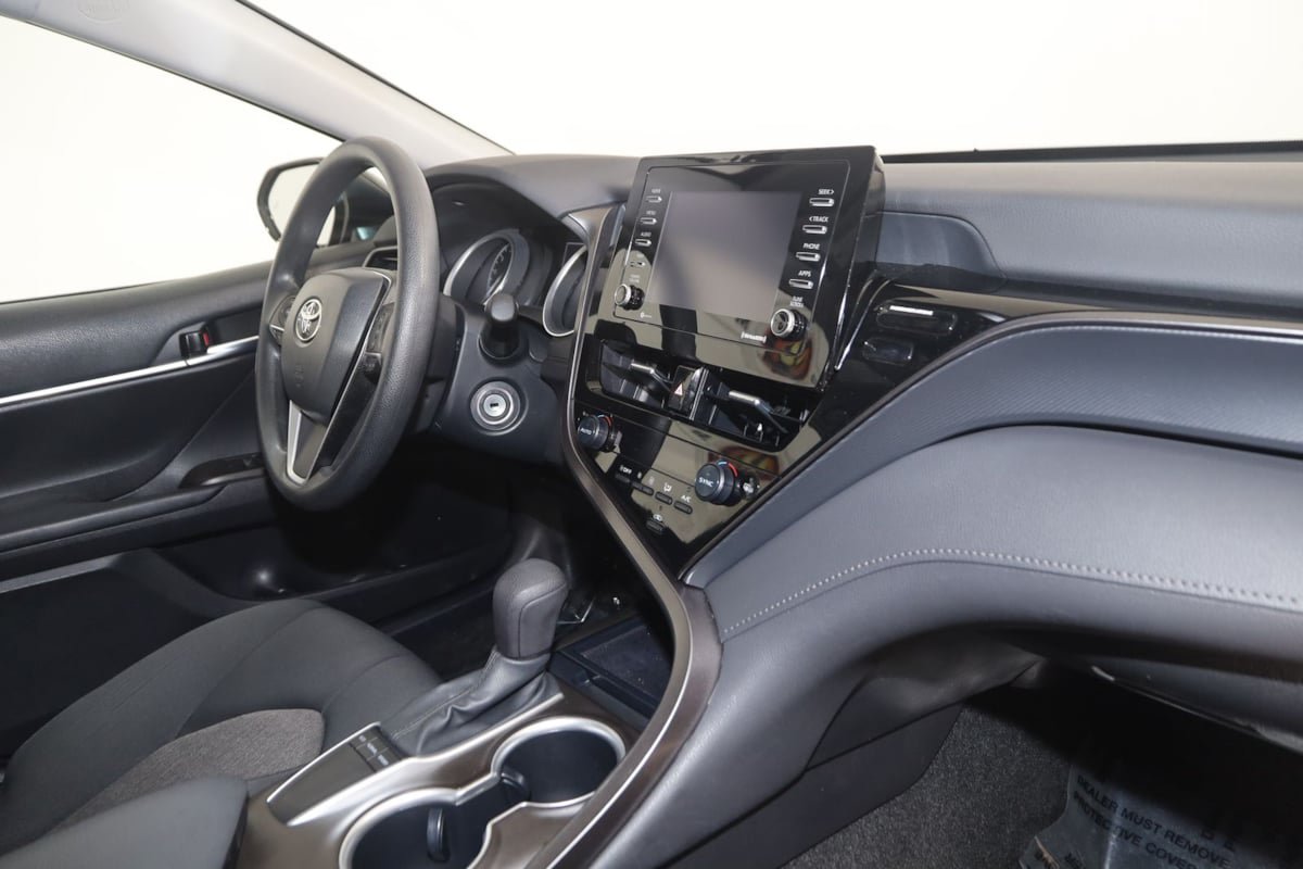 Used 2023 Toyota Camry LE FWD image 30