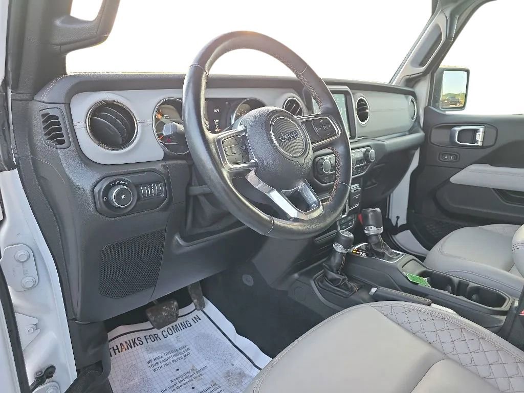 Used 2021 Jeep Wrangler Unlimited Sahara AWD/4WD image 12