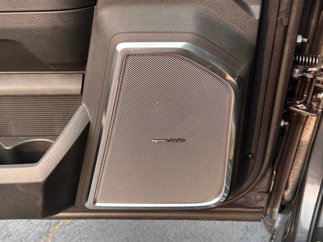 New 2026 RAM 2500 Laramie AWD/4WD image 17