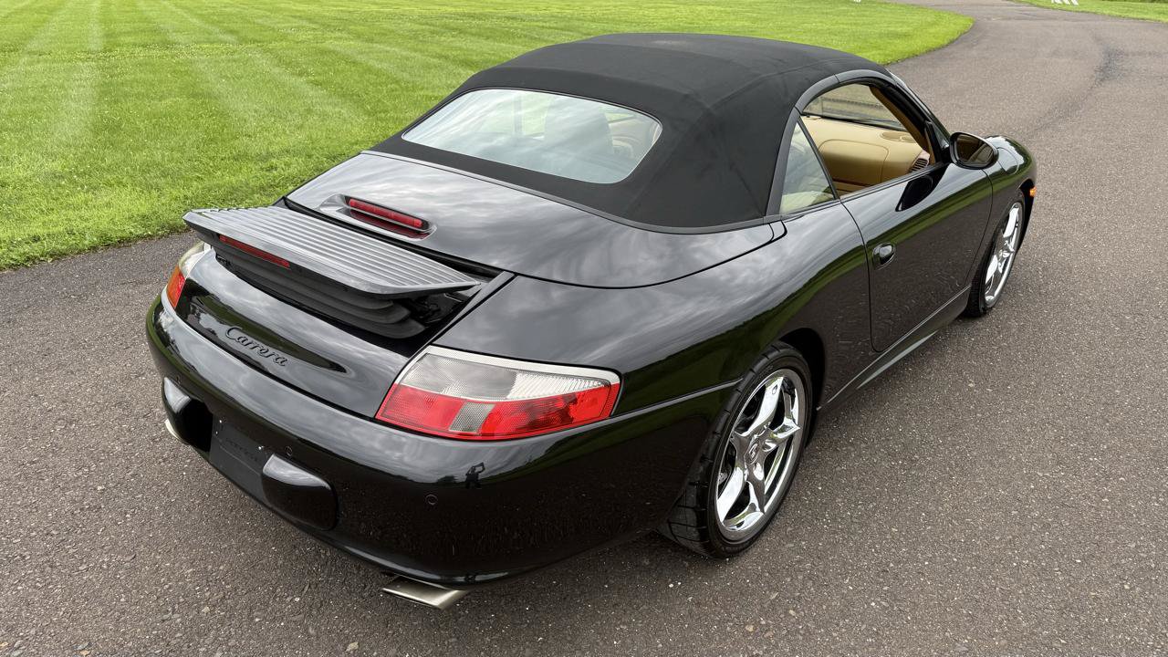 Used 2003 Porsche 911 Carrera RWD image 15