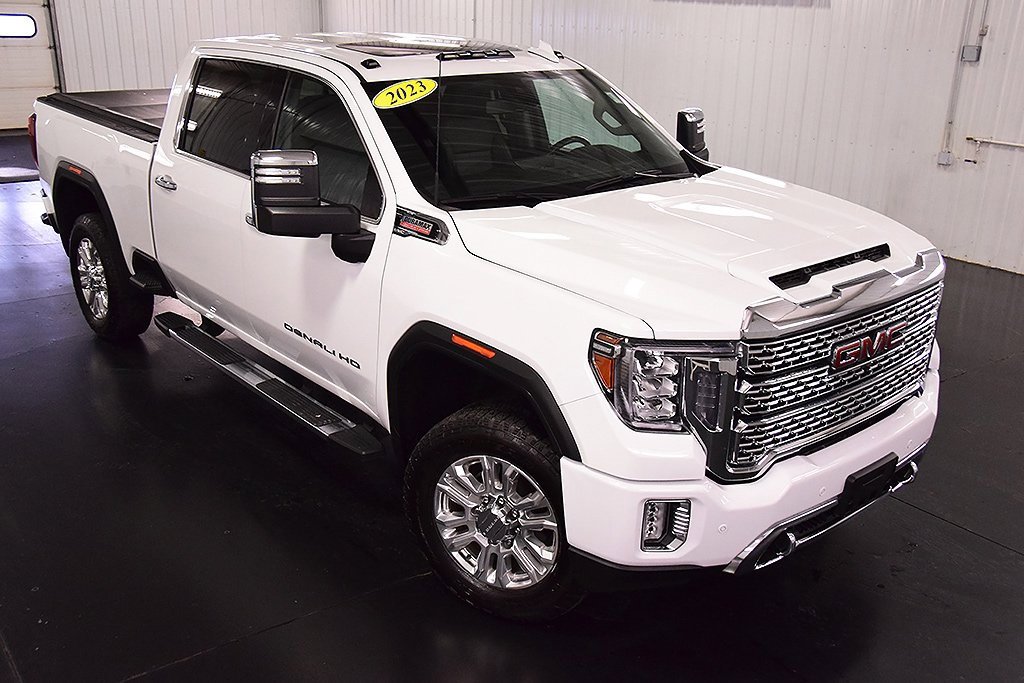 Used 2023 GMC Sierra 2500 Denali image 12