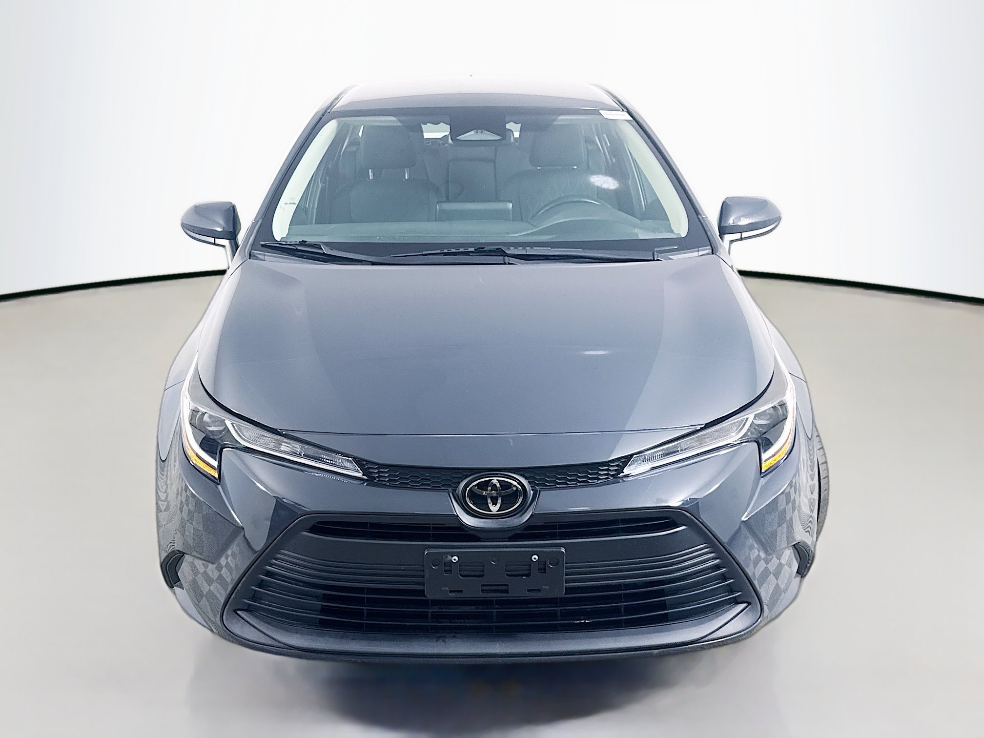Used 2023 Toyota Corolla LE FWD video 2