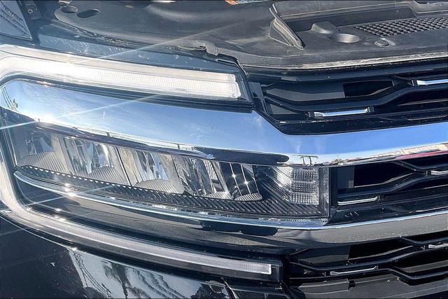 Certified 2023 Ford Expedition Limited image 30