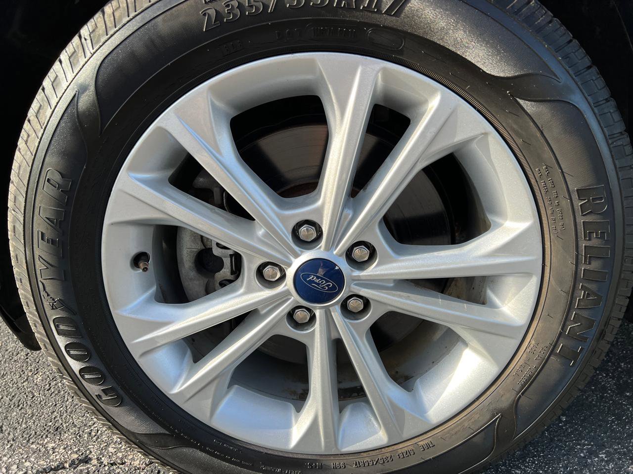 Used 2018 Ford Escape SEL AWD/4WD image 11