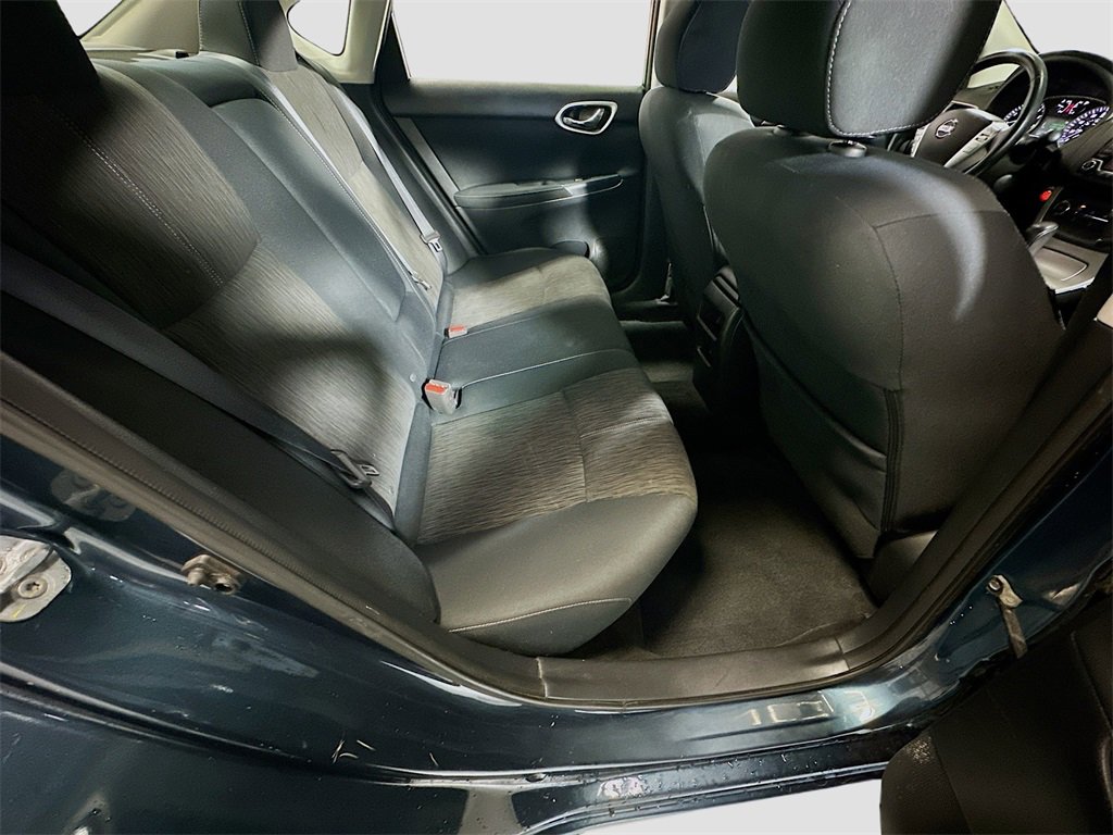 Used 2015 Nissan Sentra SV image 26