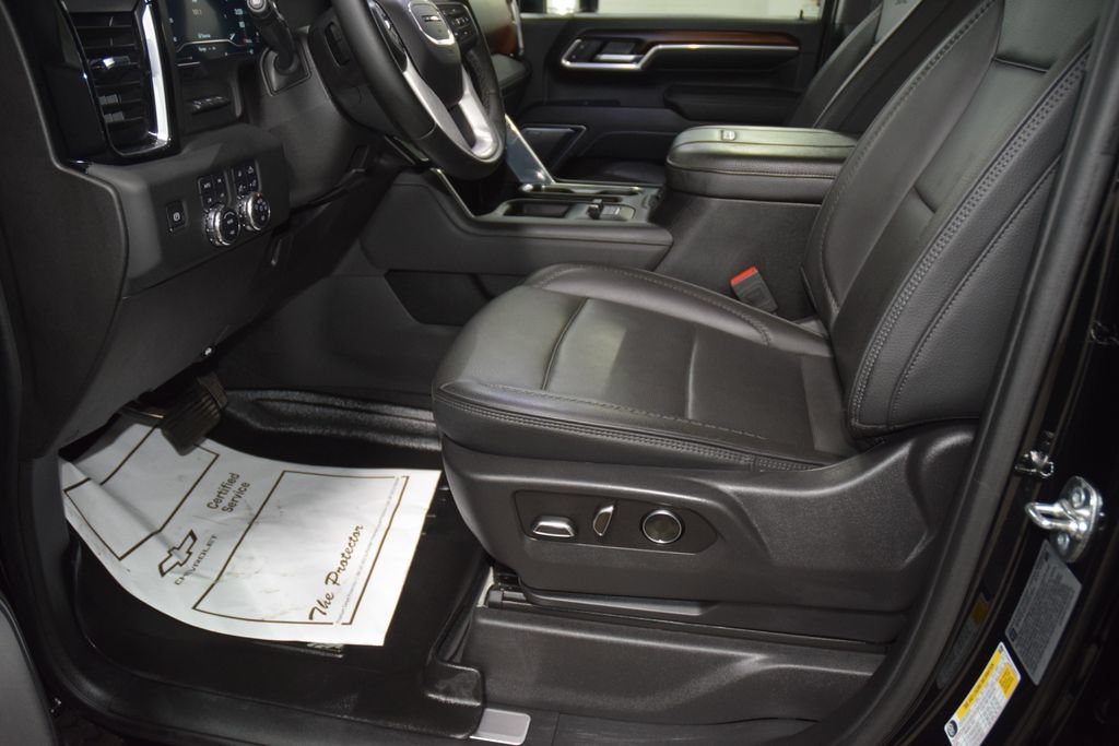 Used 2025 GMC Sierra 2500 Denali w/ Denali Reserve Package AWD/4WD image 42