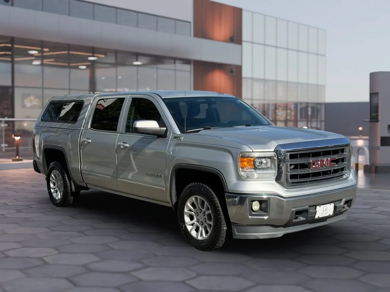 Used 2014 GMC Sierra 1500 SLE w/ SLE Value Package AWD/4WD image 8