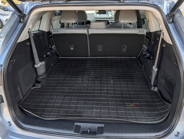 Used 2022 Toyota Highlander Limited image 30