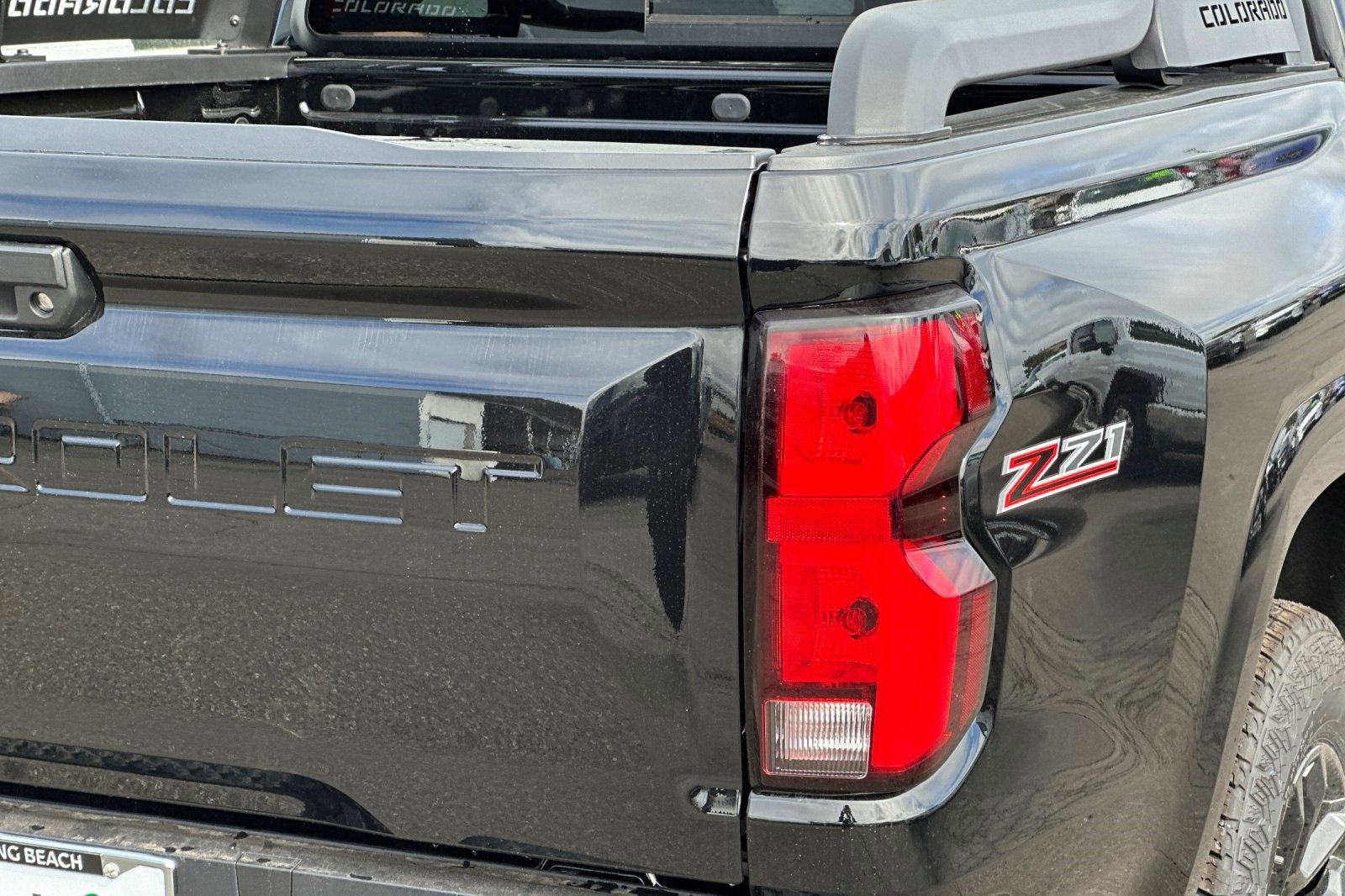 New 2025 Chevrolet Colorado Z71 w/ Midnight Edition image 30